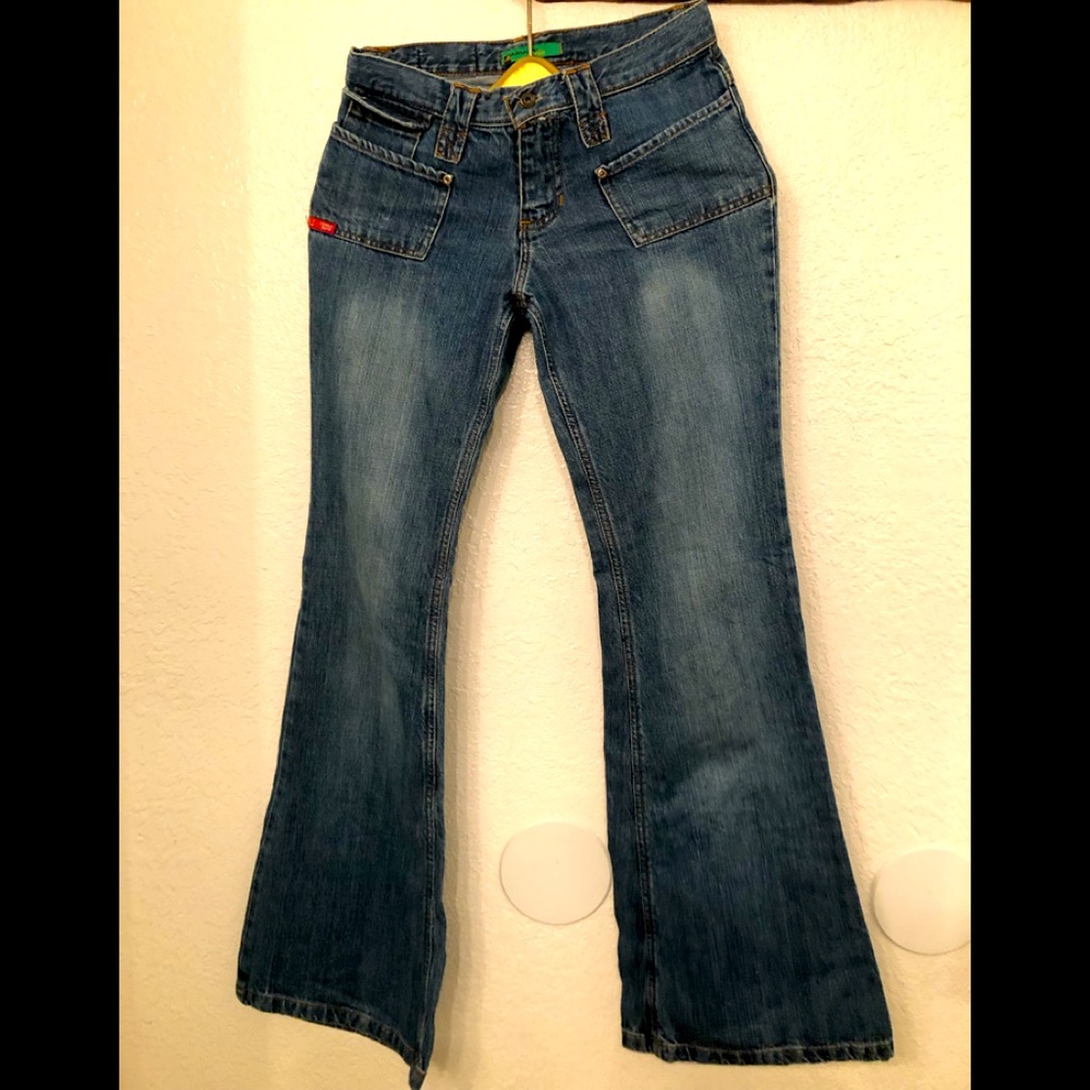 Low rise flare jeans